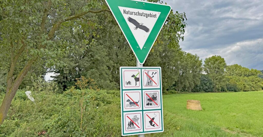 Neue Hinweisschilder an der Ahrmündung