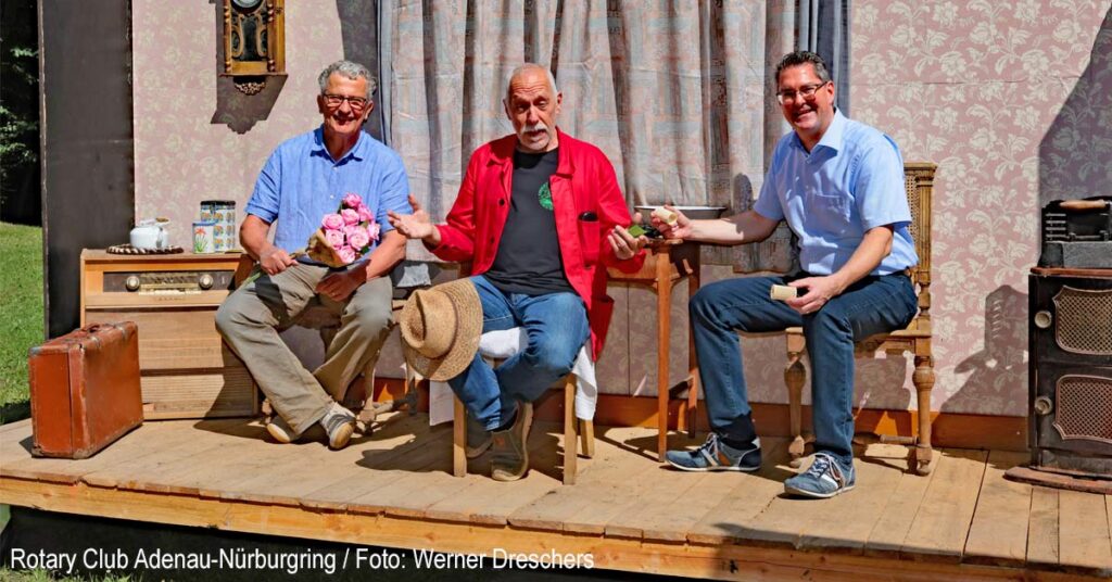 Bei der Spendenübergabe in Schuld (v.l.): Dr. Matthias Kötting, Frank Burbach, Dr. Jens Böhle