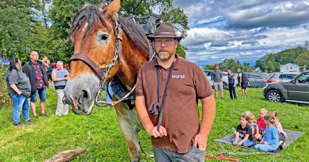 Horst Finder aus Schleiden ist mit seinen Kaltblütern auch in Kempenich.