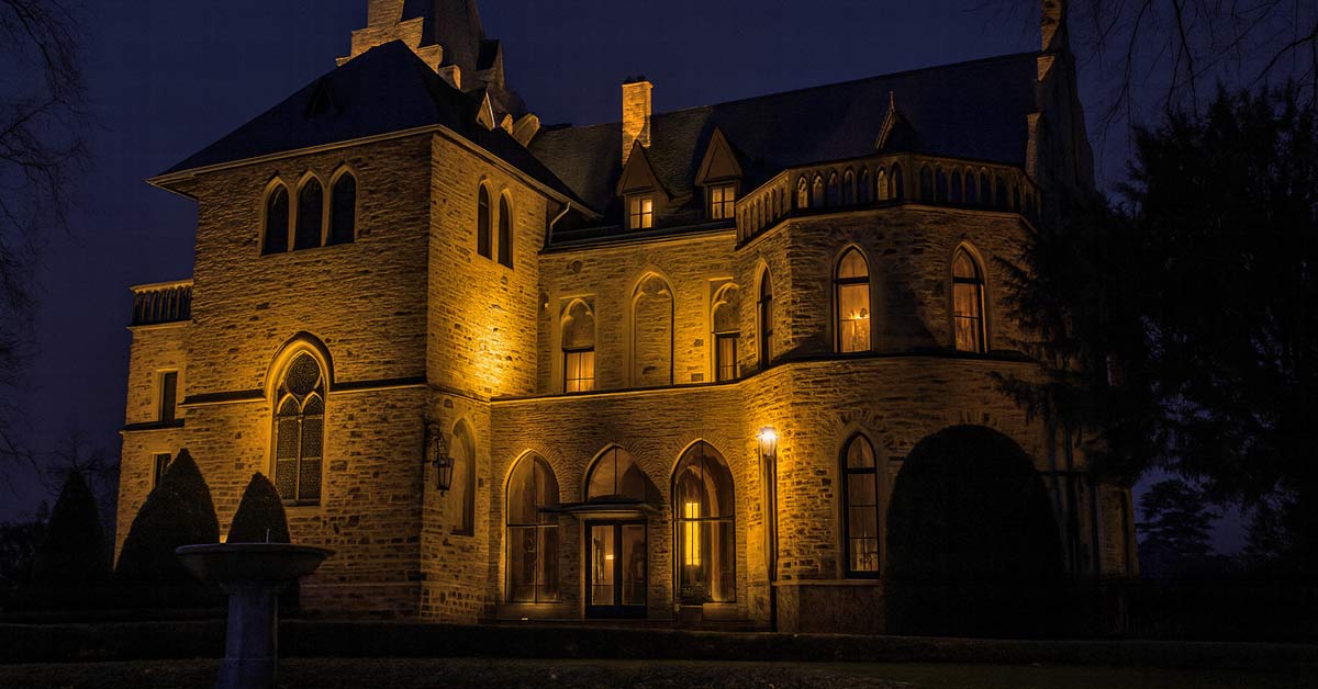 Die erste Museumsnacht im Sinziger Schloß verspricht Kultur, Geschichte und Genuss bis Mitternacht.