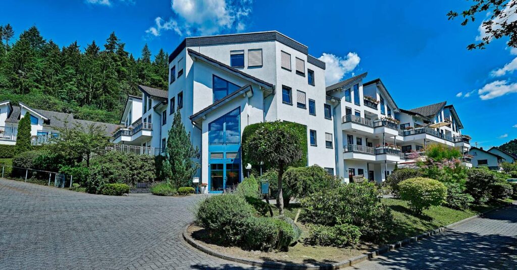Die Villa am Buttermarkt in Adenau feiert 30 Jahre Bestehen. Die Seniorenresidenz gilt als Leuchtturmprojekt in Rheinland-Pfalz.