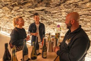 Vom 14. bis 21. Dezember erhalten alle Besucherinnen und Besucher mit einem aktuellen Ticket der Ahrtalbahn.