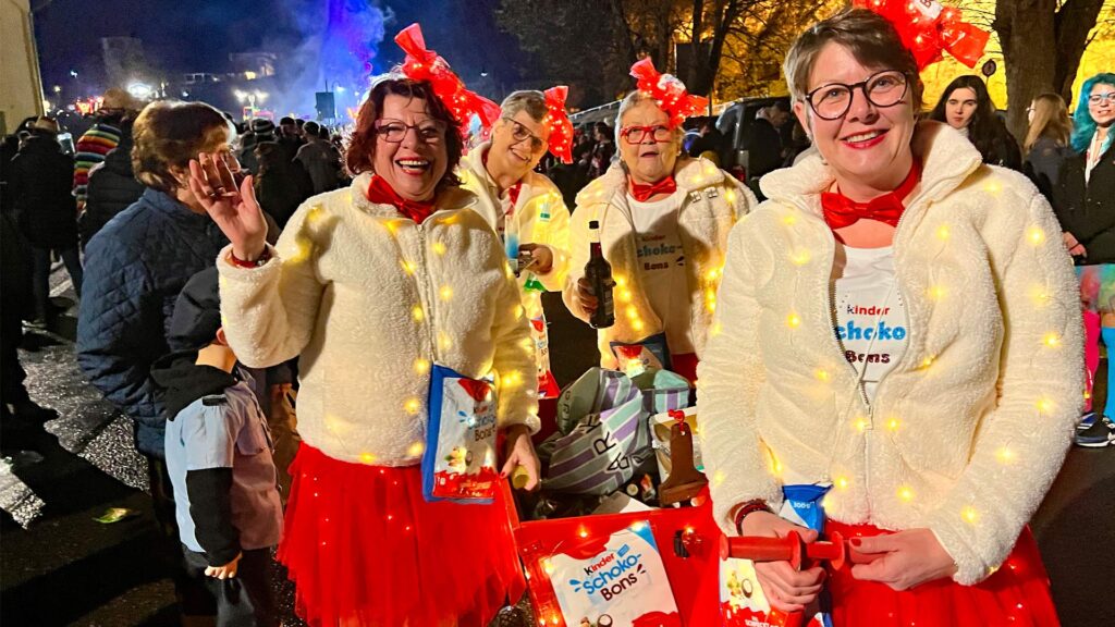 Diese süßen Schoko Bons bescheren den Besuchern in Schuld jeckige Momente...