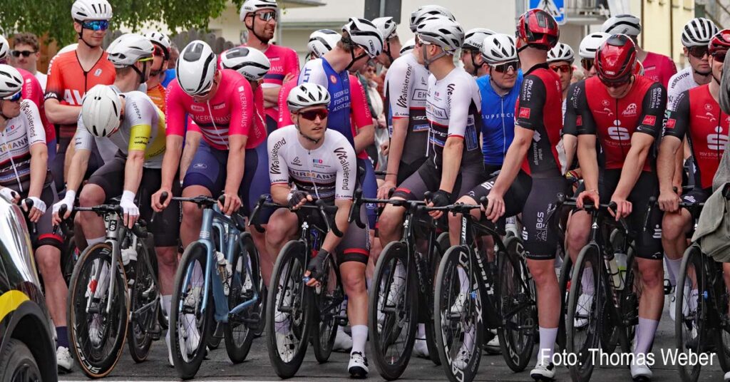 Enge Kurven, schnelle Sprints, große Emotionen: Warum der Osterpreis in Ahrweiler mehr ist als ein Radrennen.