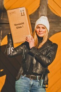 Sabrina Becker https://www.weingut-becker.com/