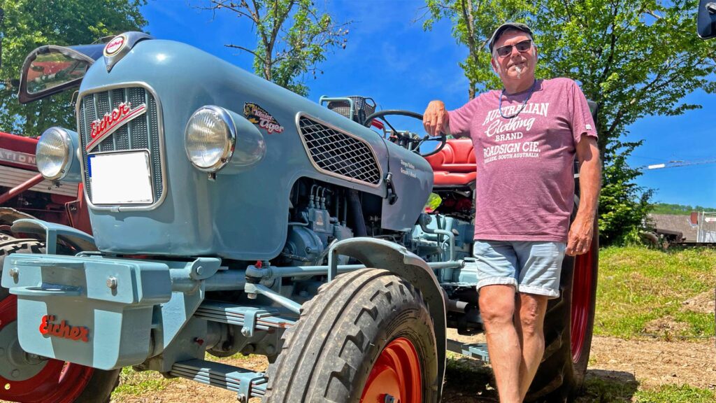 Dieser Treckerfahrer kam aus Graach an der Mosel nach Schuld zum Traktortreffen in Schuld.
