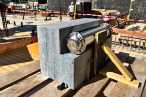 „Wir schaffen ein neues Fundament für die Zukunft.“ Mit diesen Worten wurde in Mayschoß der Grundstein für den Neubau der Winzergenossenschaft gelegt.