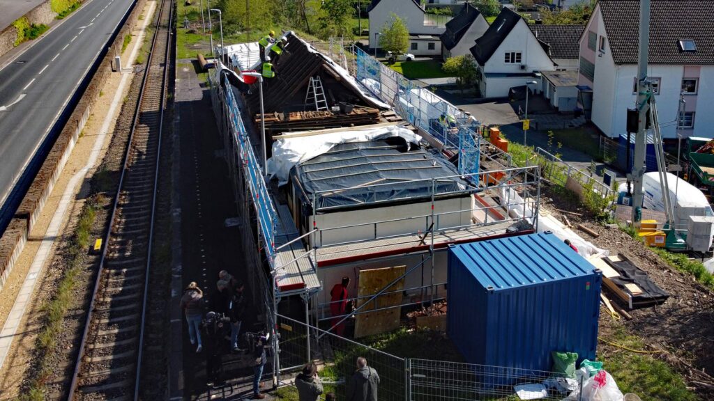 Die Arbeiten zum Abbau sind in vollem Gange.