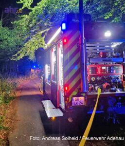 Acht Feuerwehren kämpften am Mittwochabend gegen einen Waldbrand an der Hohen Acht.