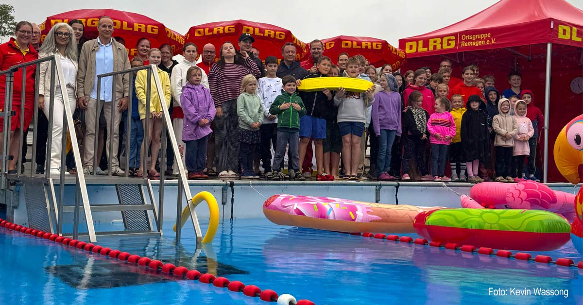 91 Teilnehmer, rund 200 Starts und zwei Premieren: Die Remagener Stadtmeisterschaften im Schwimmen trotzten dem Dauerregen.
